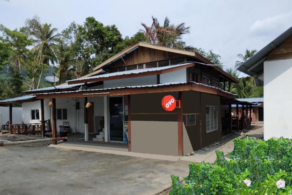 Oyo 90176 D'Cruz Sunrise Villa Pantai Cenang  Zewnętrze zdjęcie