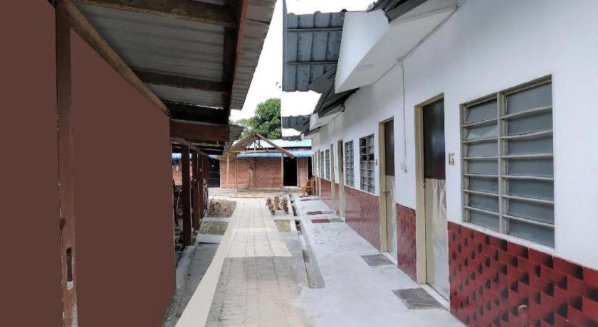 Oyo 90176 D'Cruz Sunrise Villa Pantai Cenang  Zewnętrze zdjęcie
