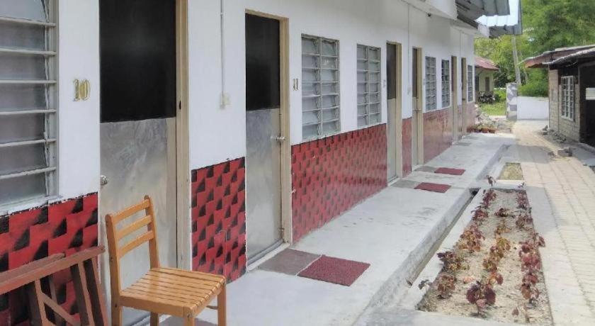 Oyo 90176 D'Cruz Sunrise Villa Pantai Cenang  Zewnętrze zdjęcie
